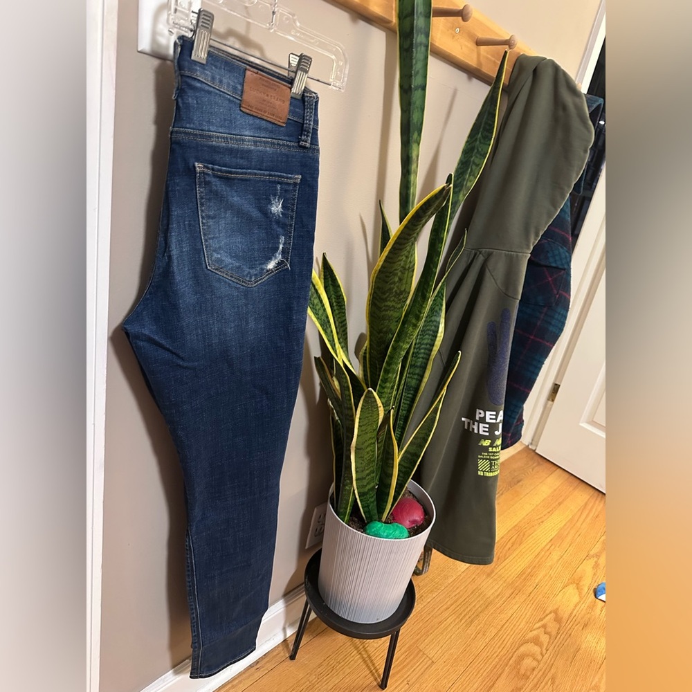 Lucky Jeans